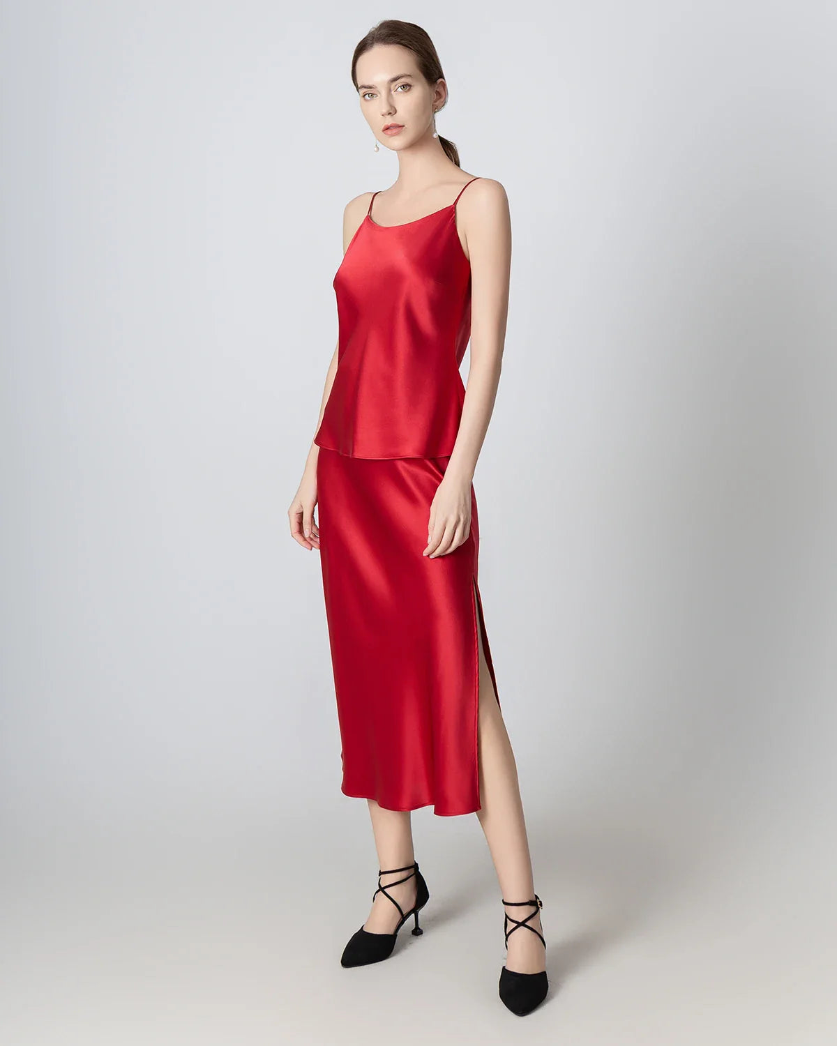 Ensemble en Soie à Décolleté Rond et Jupe Midi en Soie