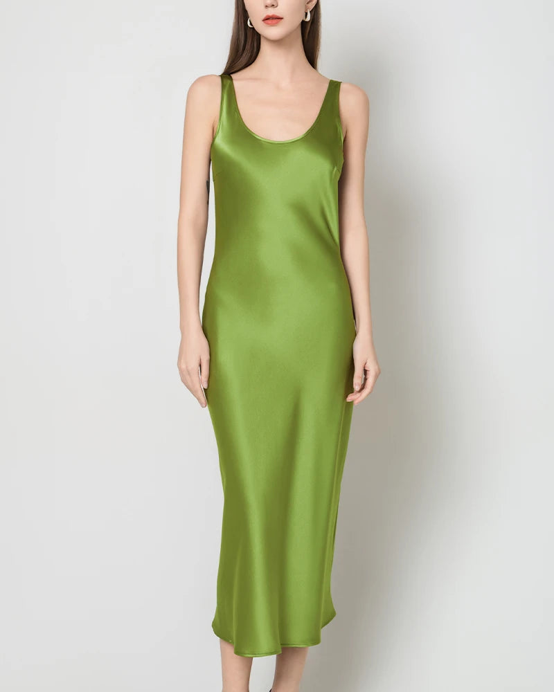 Robe Mi-Longue en Soie à Décolleté Rond