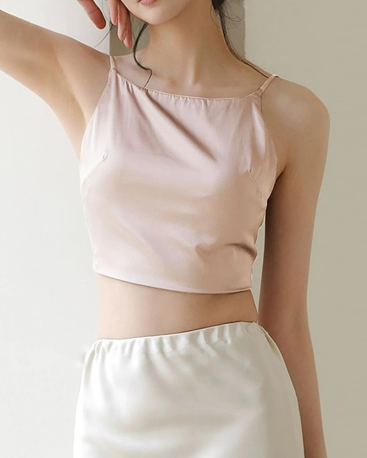 Caraco en soie avec soutien-gorge intégré