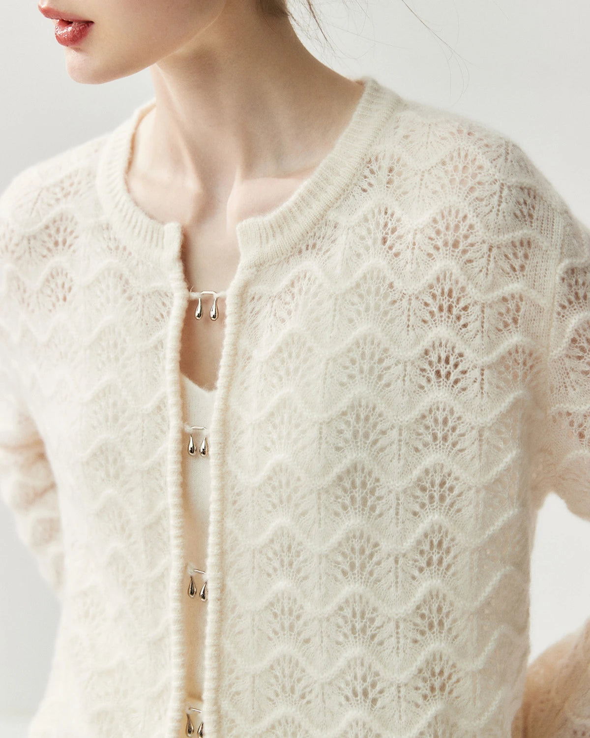 Cardigan en soie et cachemire avec boutons métalliques