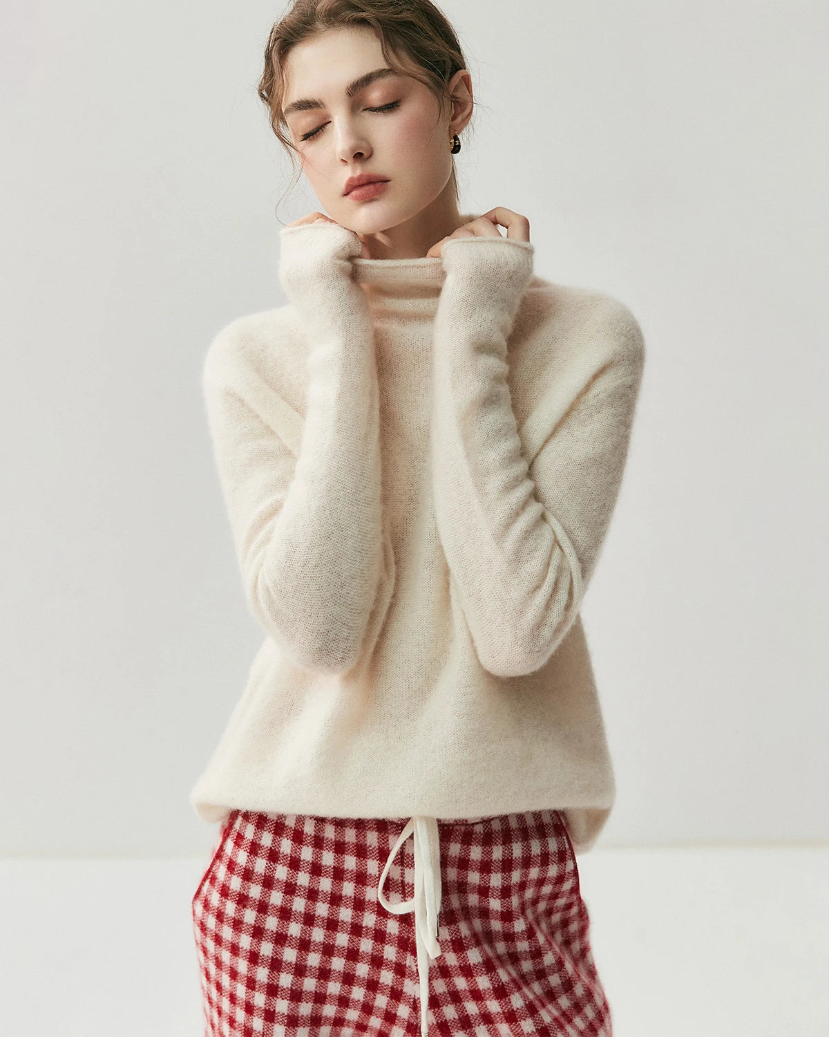Pull col roulé manches longues en soie et cachemire