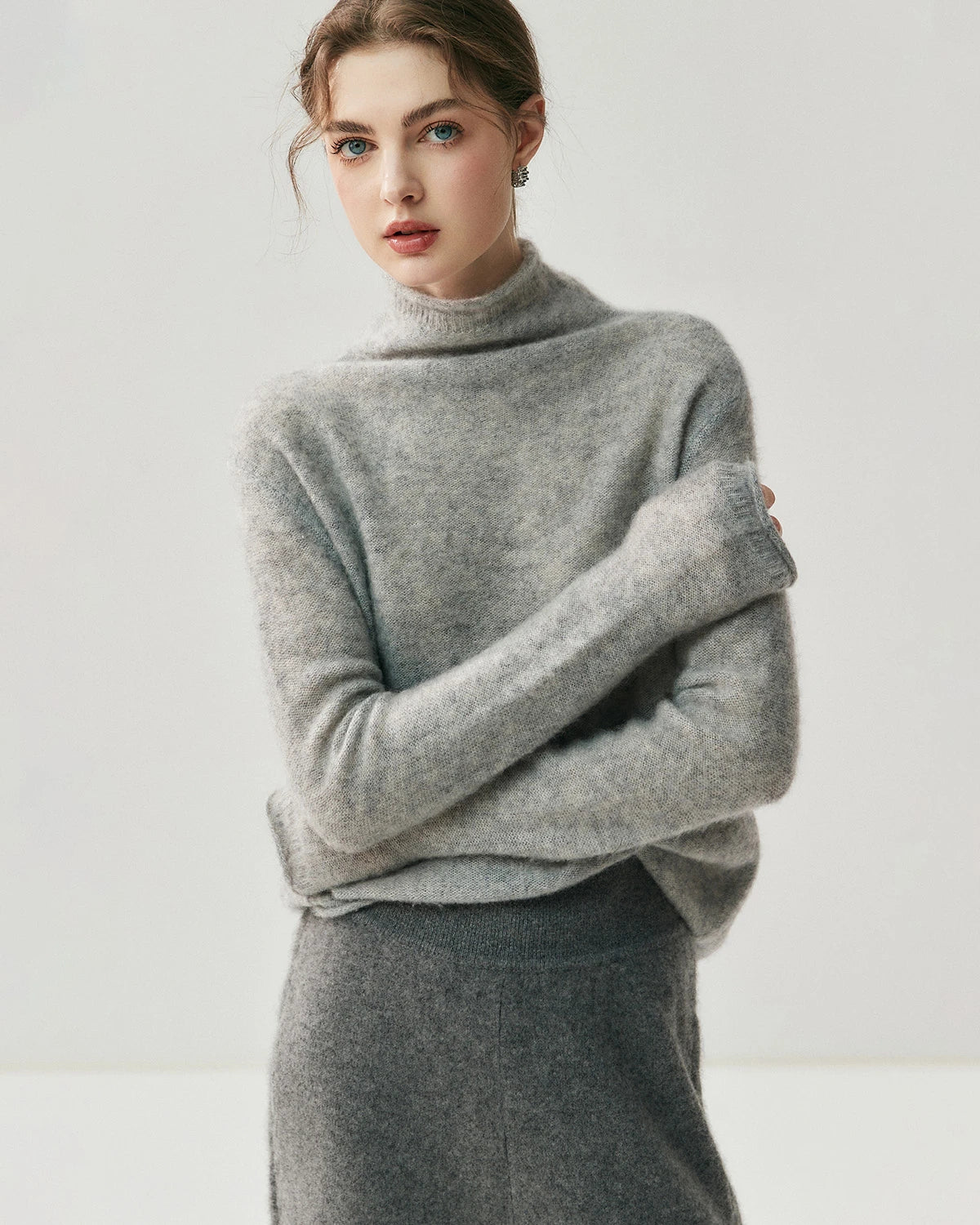 Pull col roulé manches longues en soie et cachemire