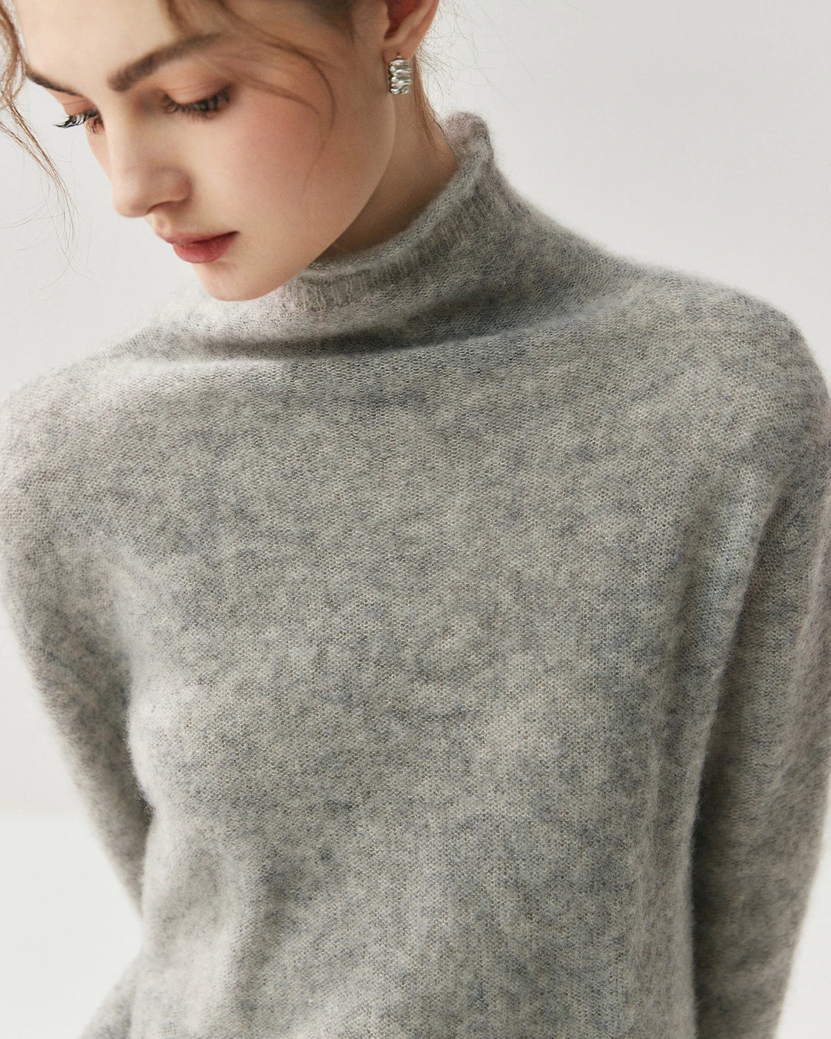 Pull col roulé manches longues en soie et cachemire