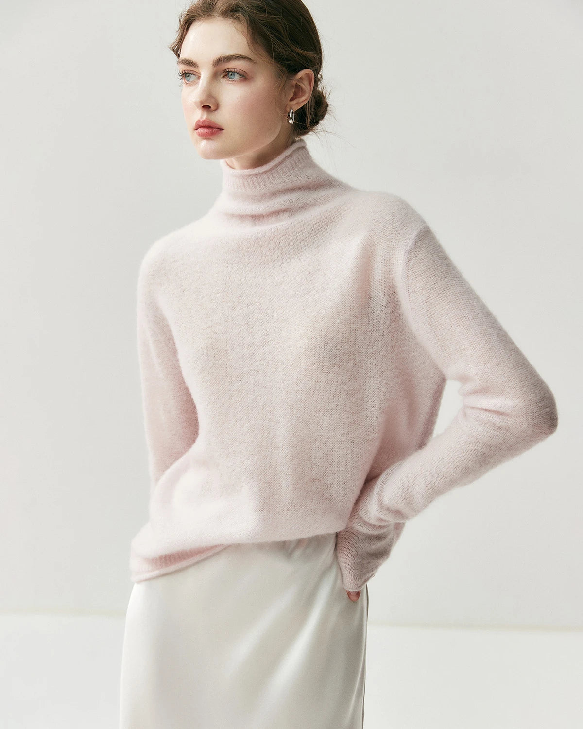 Pull col roulé manches longues en soie et cachemire