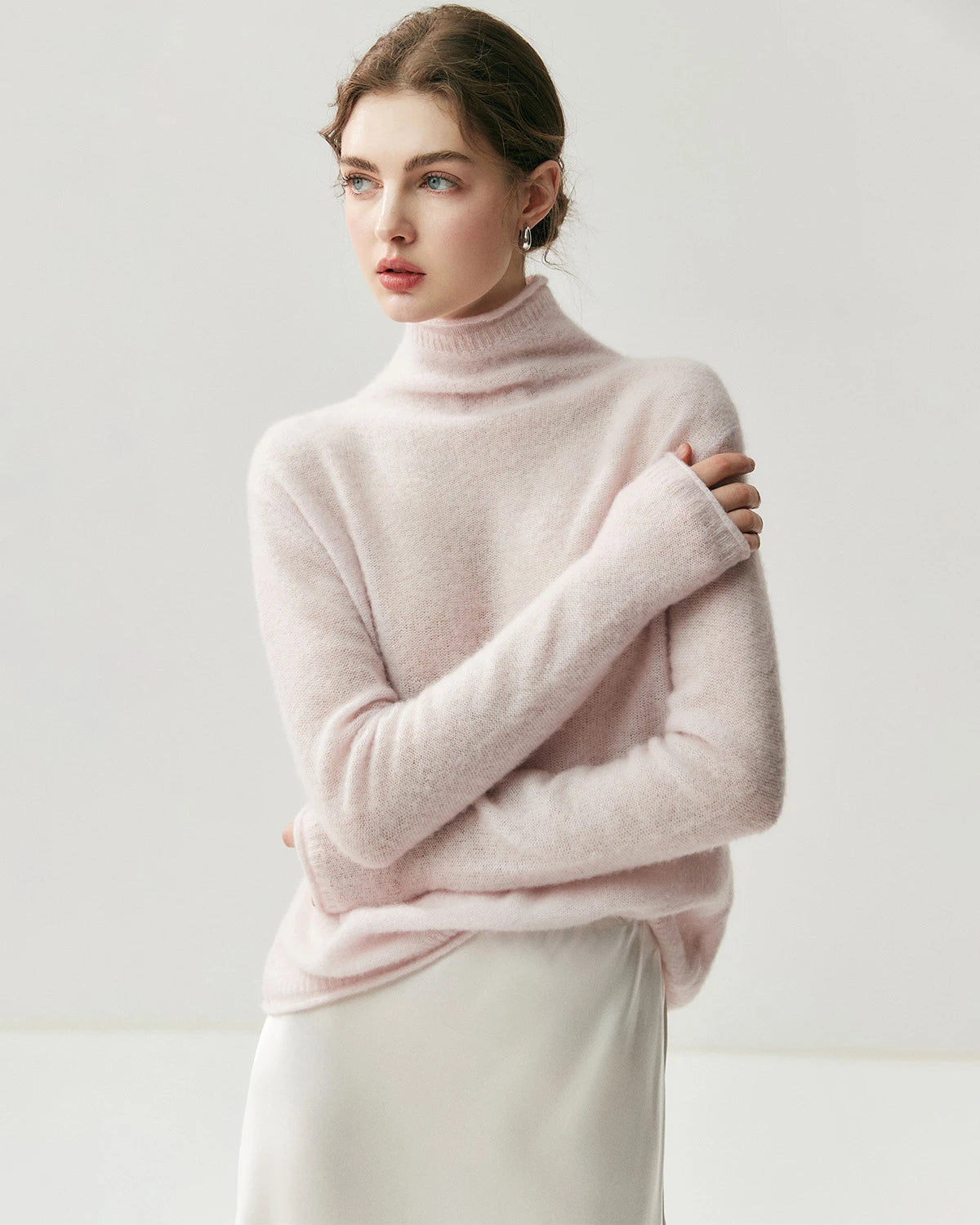 Pull col roulé manches longues en soie et cachemire