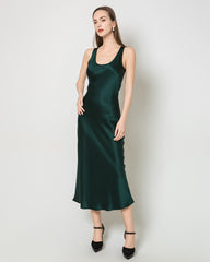 Robe Longue en Soie à Col Rond et Taille Cintrée
