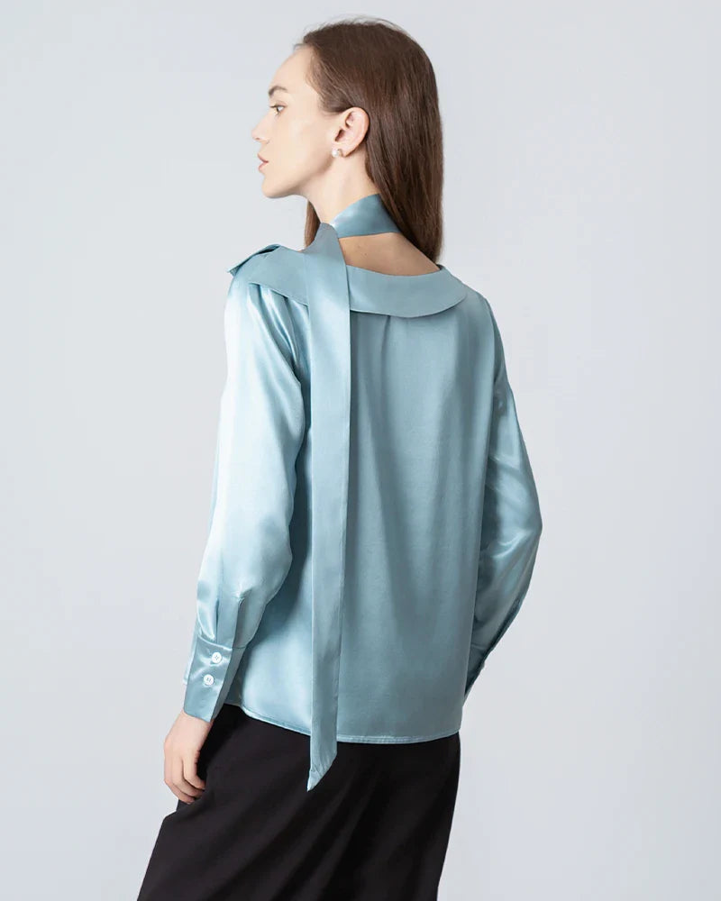 Blouse en Soie avec Col Rond et Nœud à Nouer