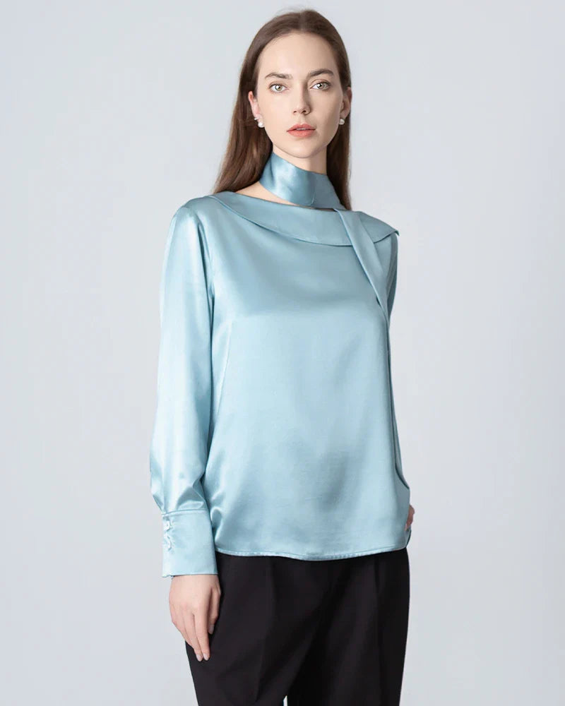 Blouse en Soie avec Col Rond et Nœud à Nouer