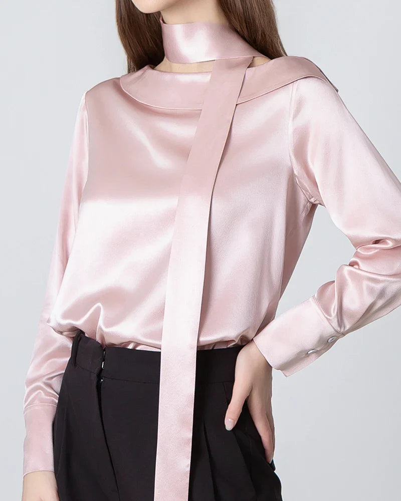 Blouse en Soie avec Col Rond et Nœud à Nouer