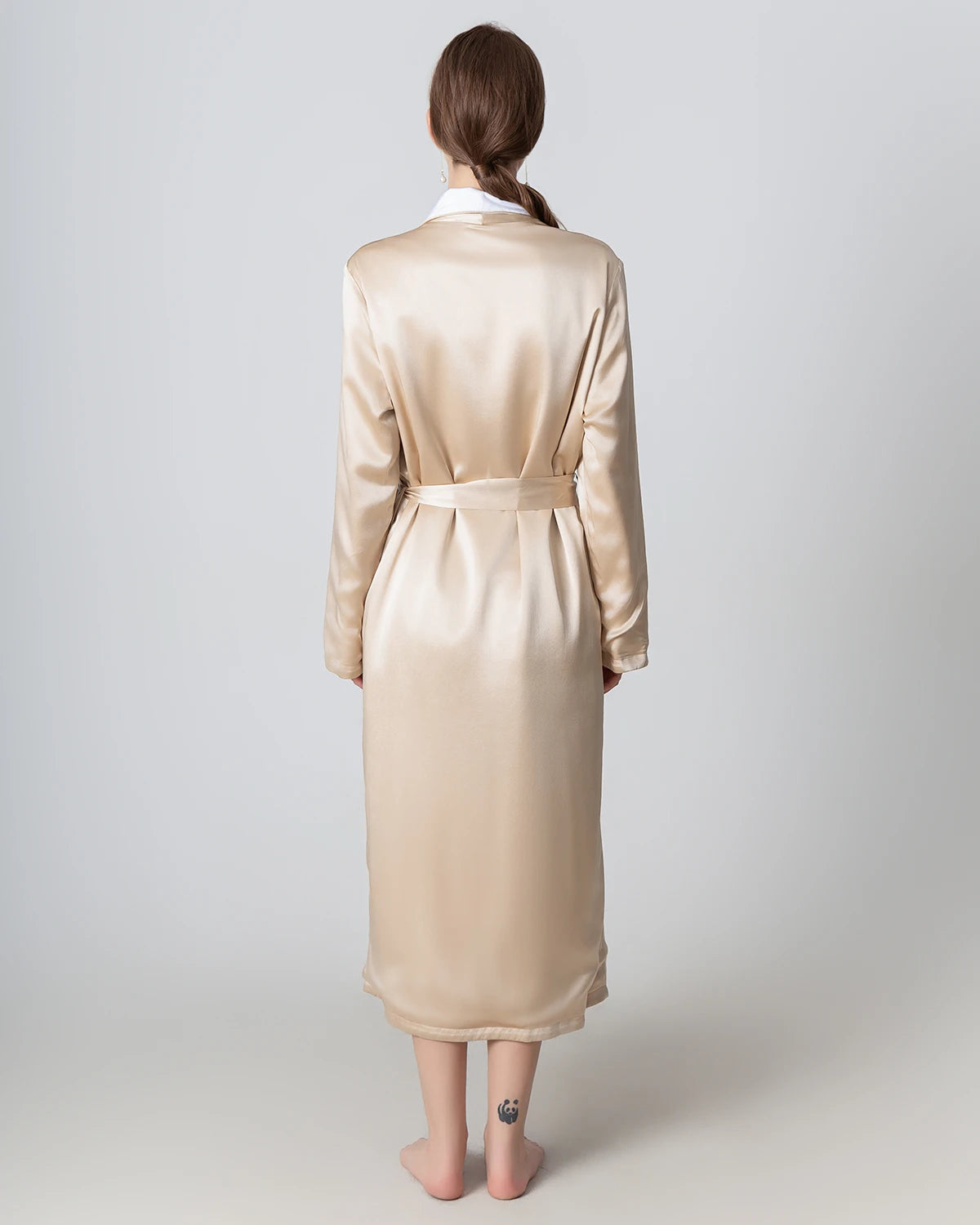 Robe Réversible en Soie et Velours pour l'Hiver Champagne