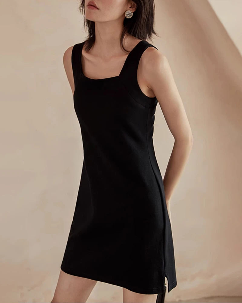 Robe mini en soie sans manches à encolure carrée