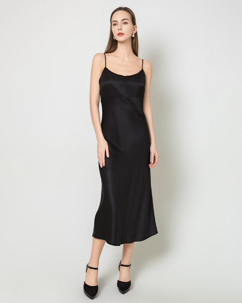 Robe Longue en Soie Satinée Couleur Unie