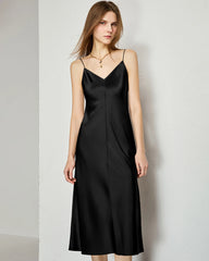 Robe midi en soie à col en V