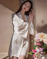 Robe de chambre courte en soie lavable
