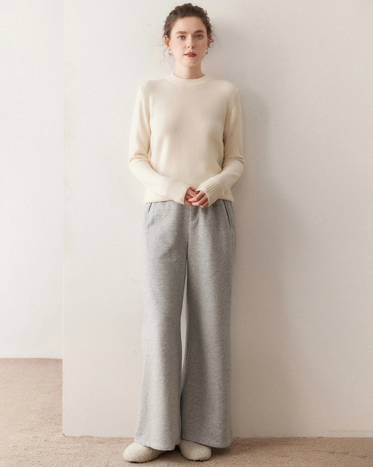 Pull en cachemire à col rond essentiel pour femme