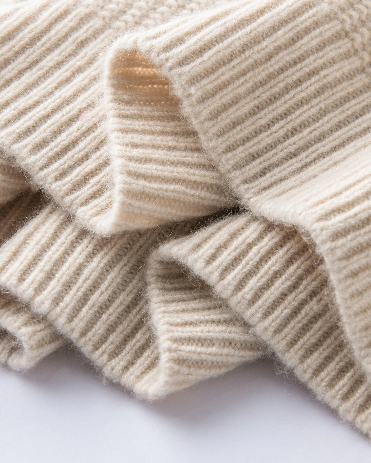 Pull en cachemire à demi-zip pour femme