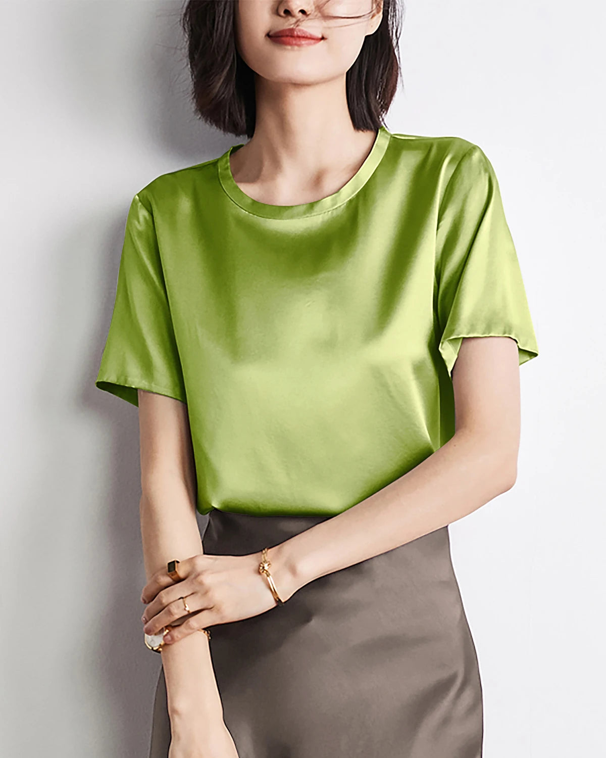 Chemise en soie à manches courtes basique pour femme
