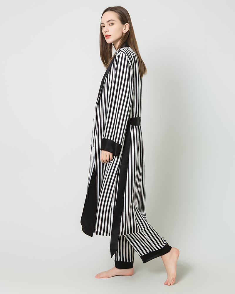 Robe Longue en Soie Satinée Rayée Noire et Blanche pour Femmes