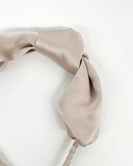 Bandeau en Soie avec Nœud Papillon