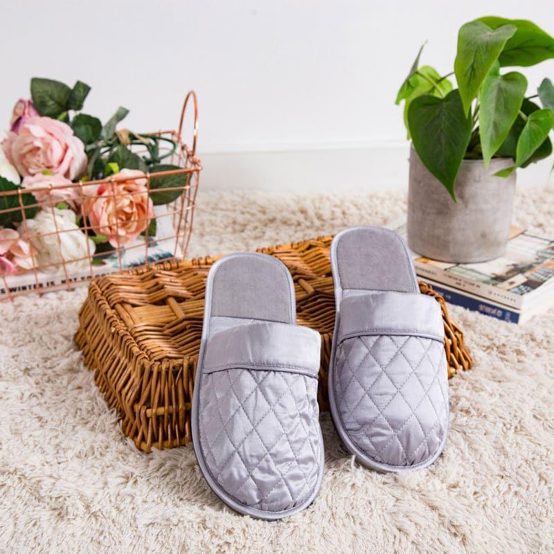 Chaussons en soie 100 % pour la maison