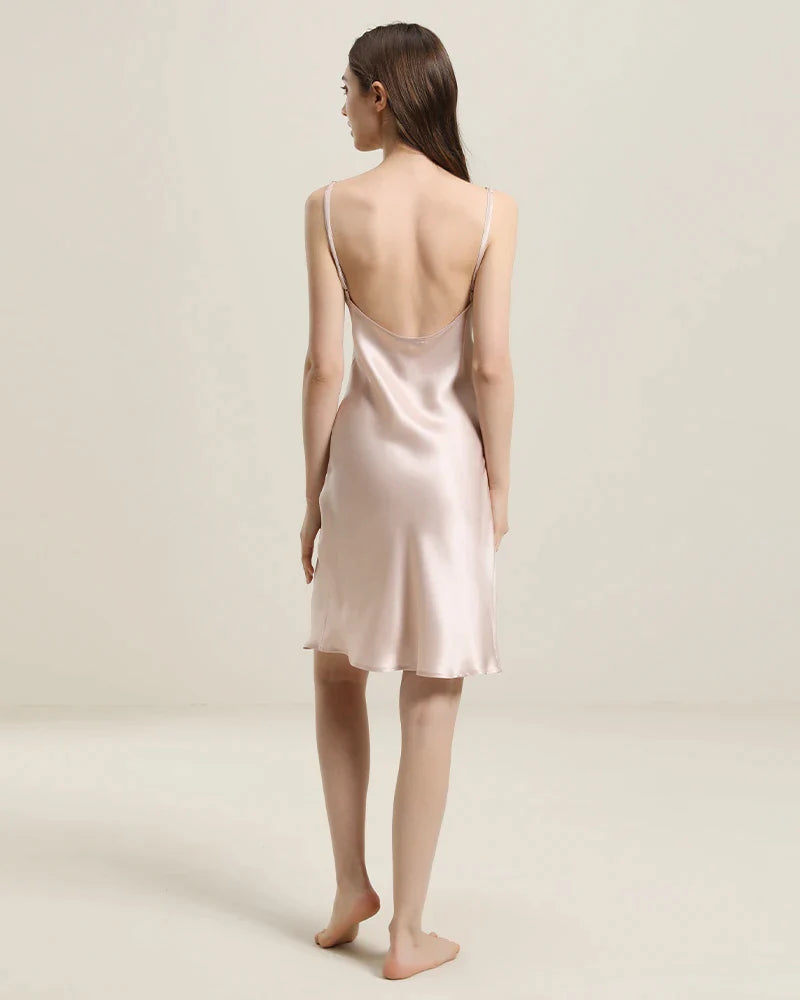 Robe Midi en Soie Dos Nu avec Décolleté Col Bénitier