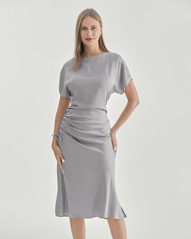 Robe en Soie à Manches Courtes Plissée Grey