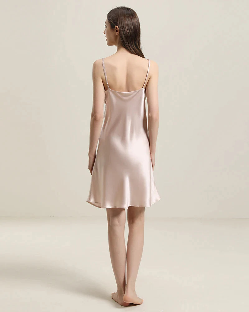 Robe de Nuit en Soie avec Dentelle
